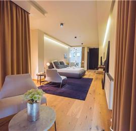 Luxury 7 Bedroom Dubrovnik Beachfront Villa with Infinity Pool, Sleeps 14